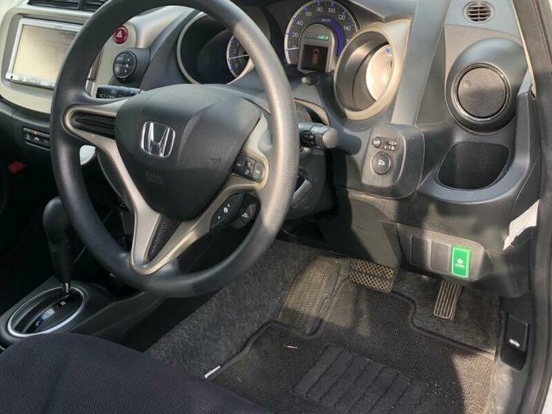 FIT HYBRID