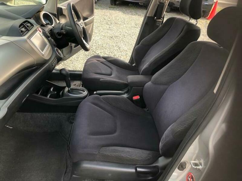 FIT HYBRID