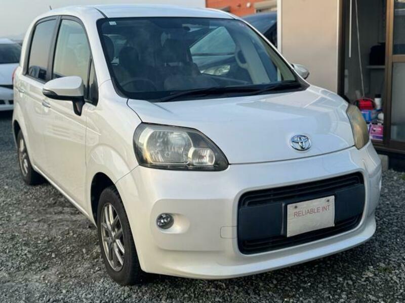 TOYOTA PORTE