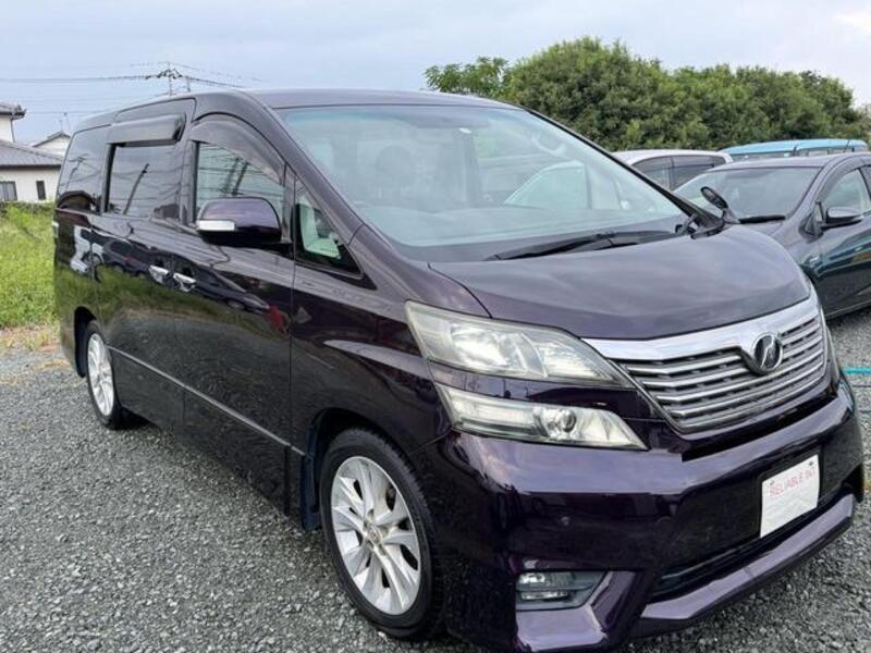 TOYOTA VELLFIRE