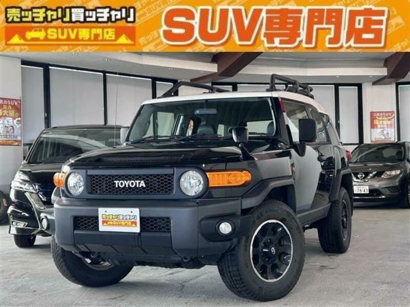 TOYOTA FJ CRUISER