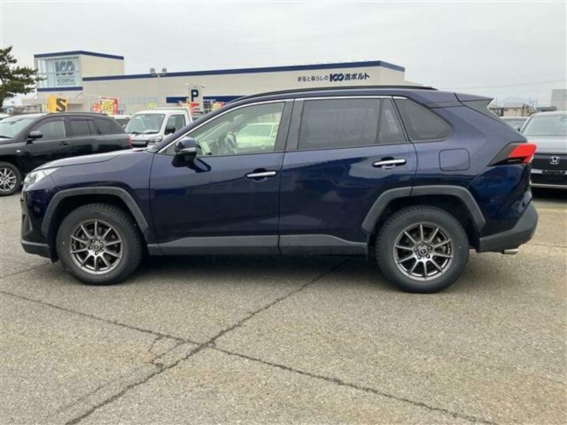 RAV4