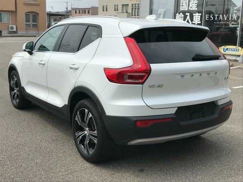 XC40