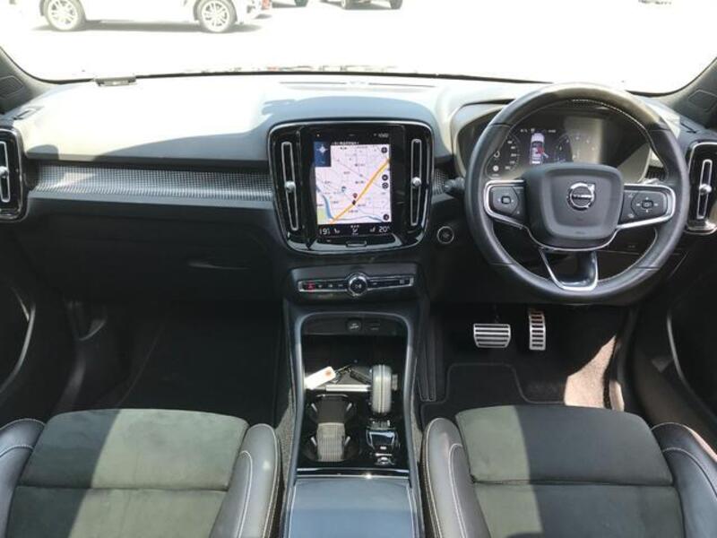 XC40