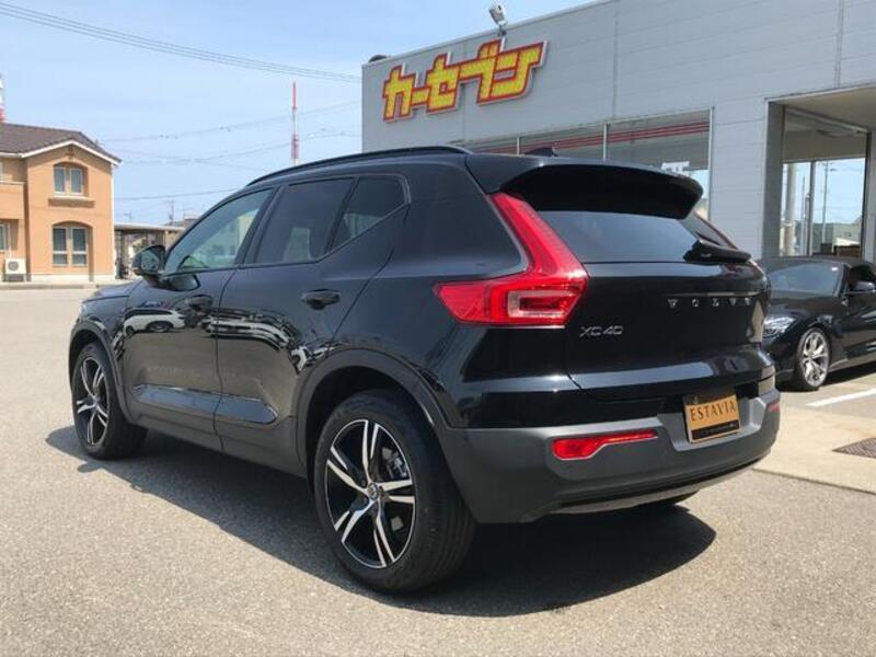 XC40