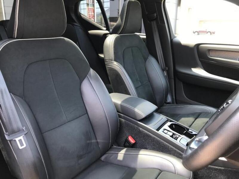 XC40