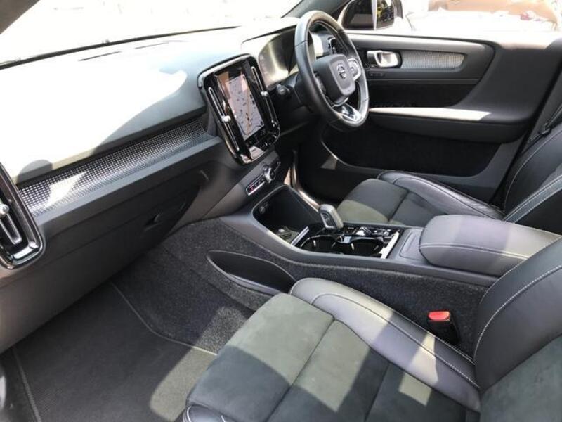 XC40