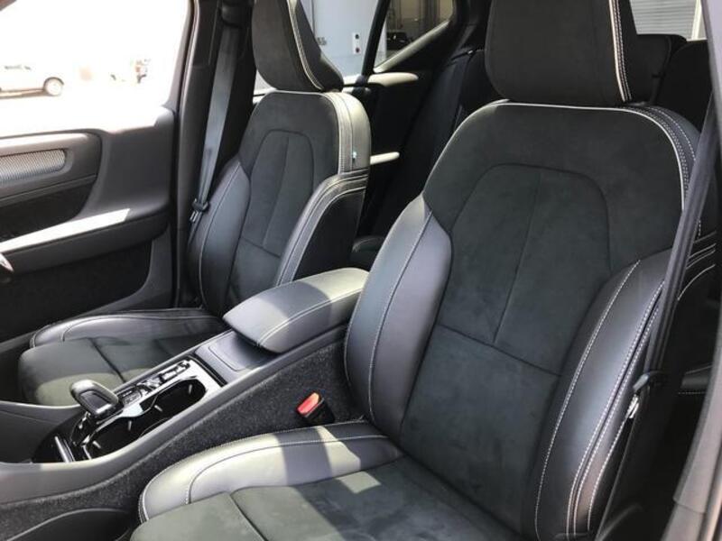XC40