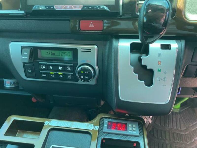 HIACE WAGON