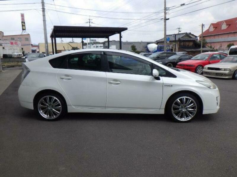 PRIUS