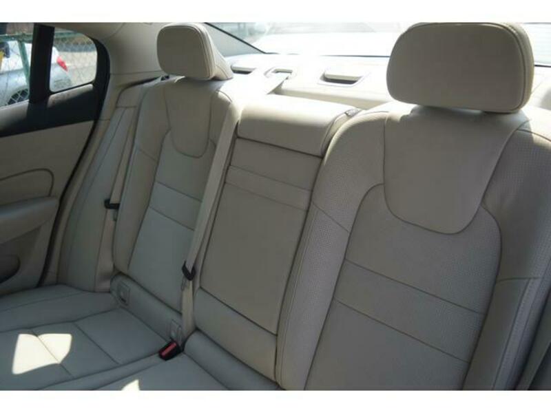 S60