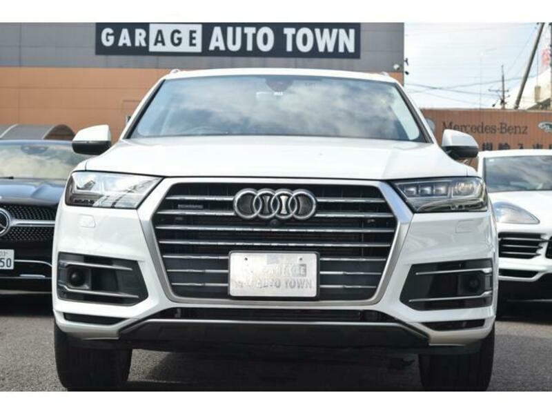 Q7