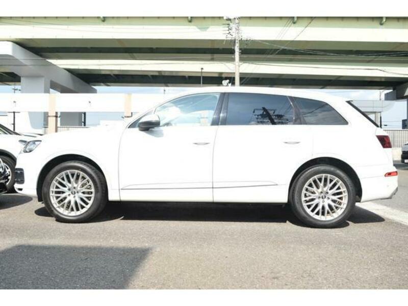 Q7