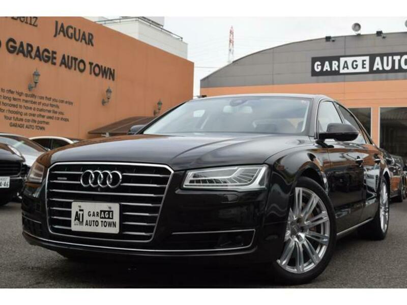 AUDI A8