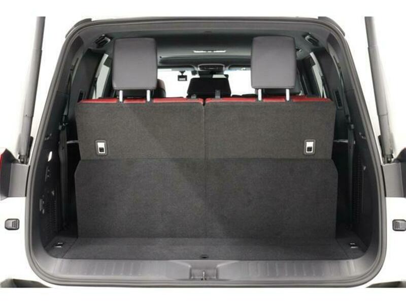 LAND CRUISER