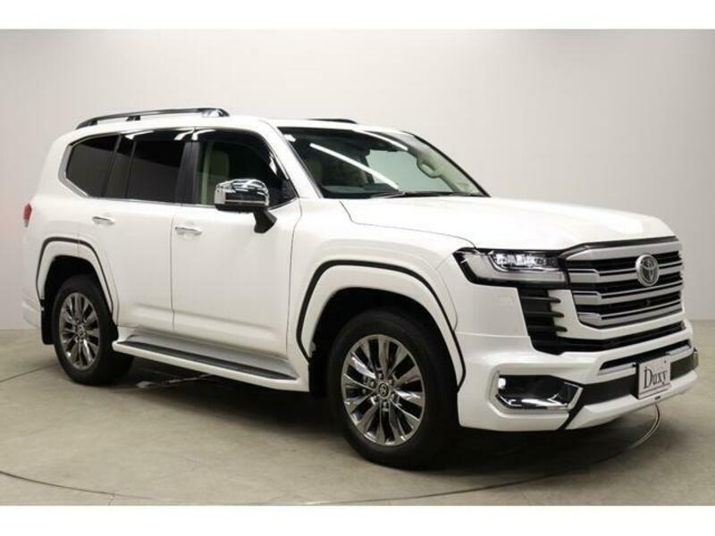 LAND CRUISER