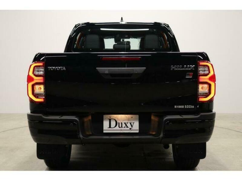 HILUX