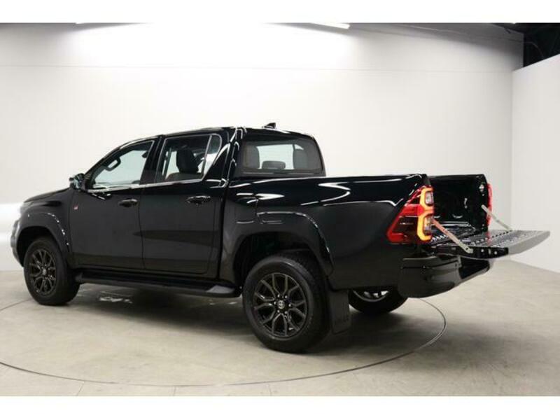 HILUX