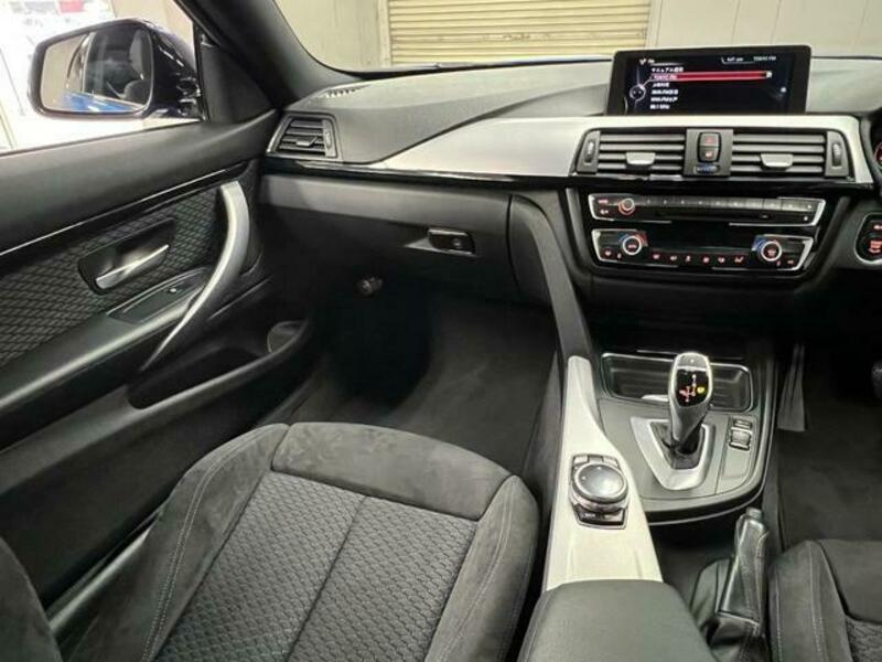 4 SERIES
