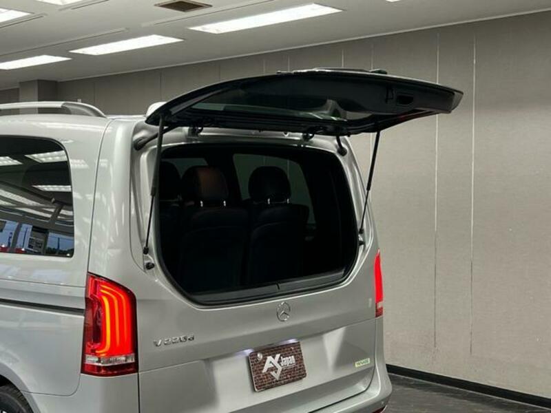 V-CLASS