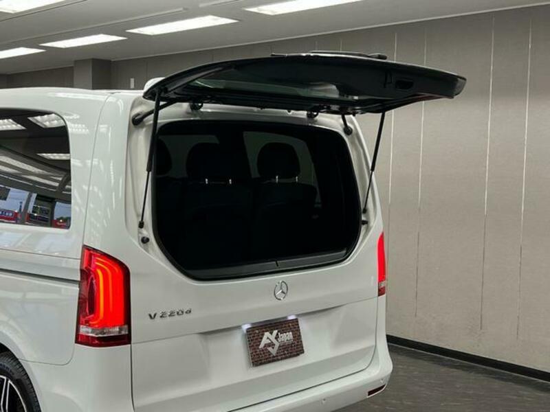 V-CLASS