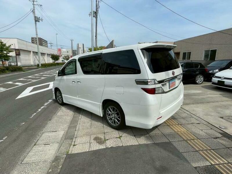 VELLFIRE