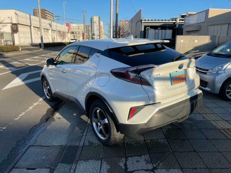 C-HR