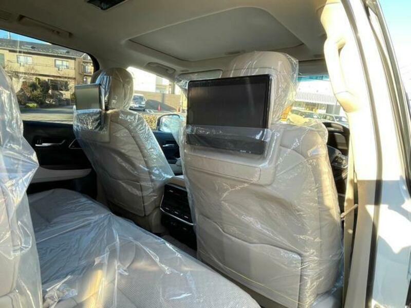 LAND CRUISER