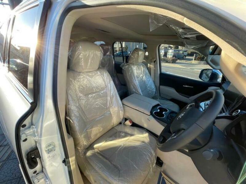 LAND CRUISER