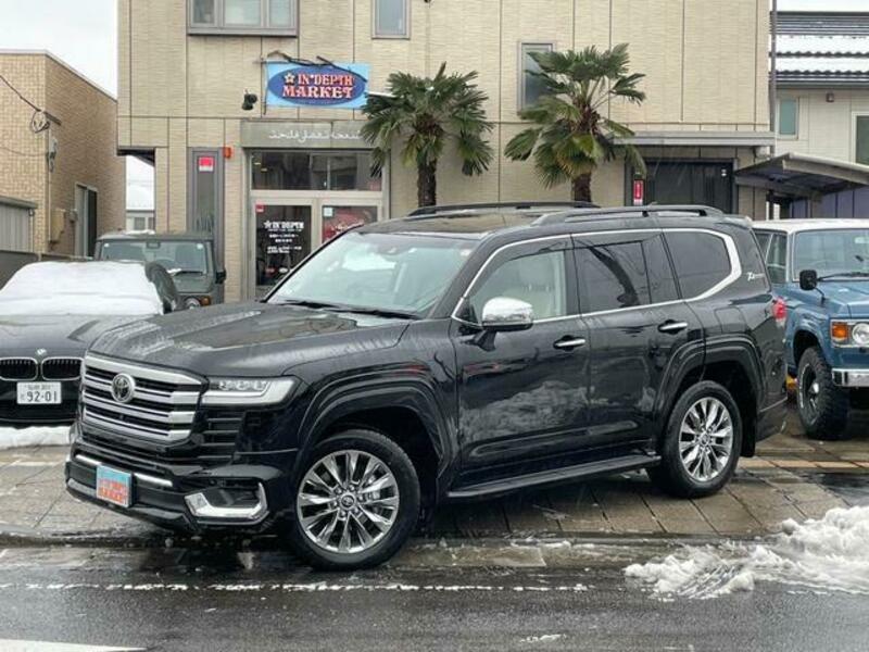 LAND CRUISER