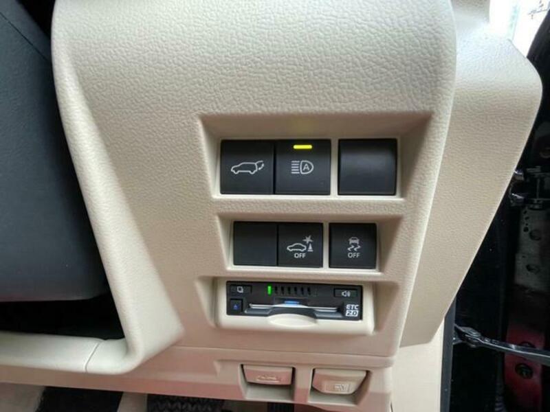 LAND CRUISER