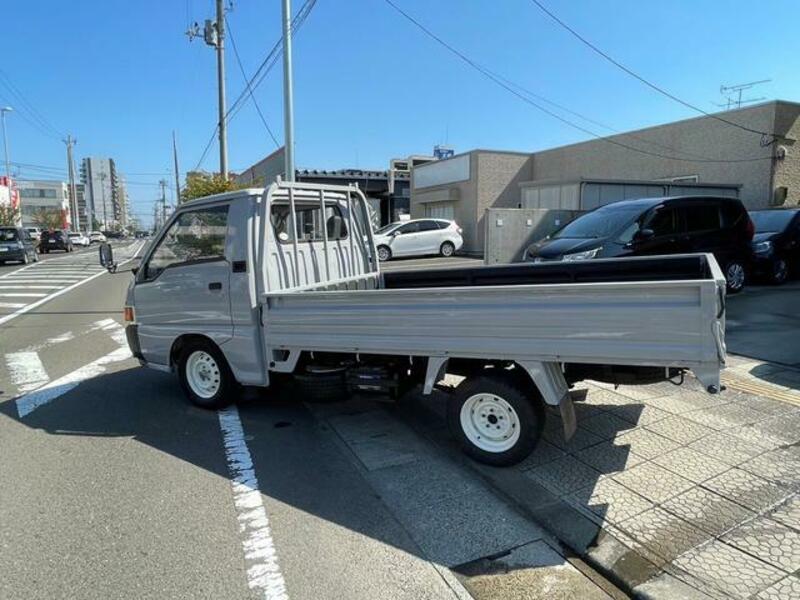 DELICA TRUCK