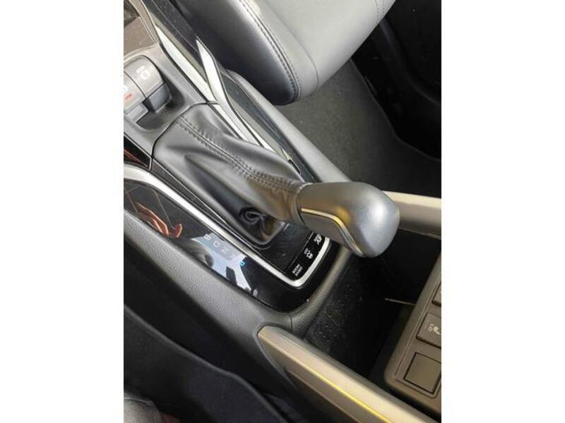 COROLLA CROSS