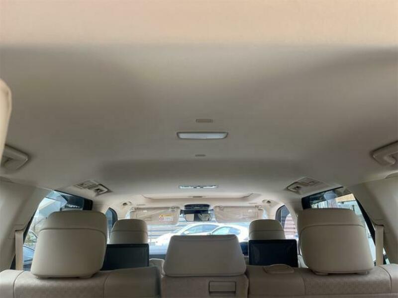 LAND CRUISER