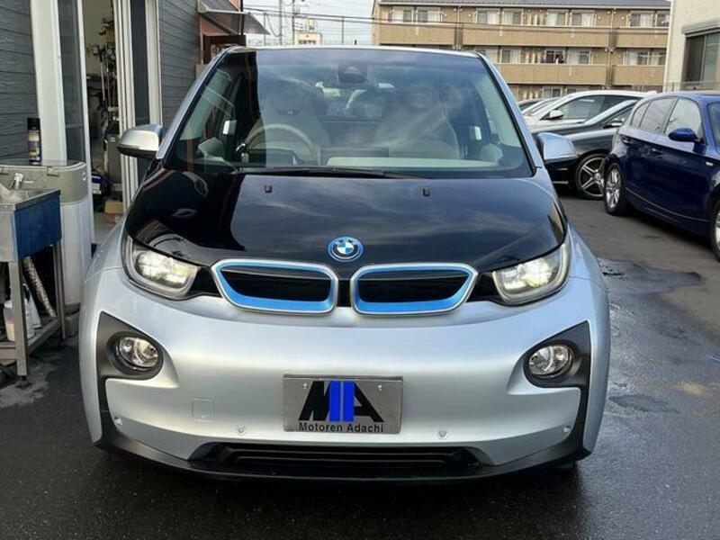 i3