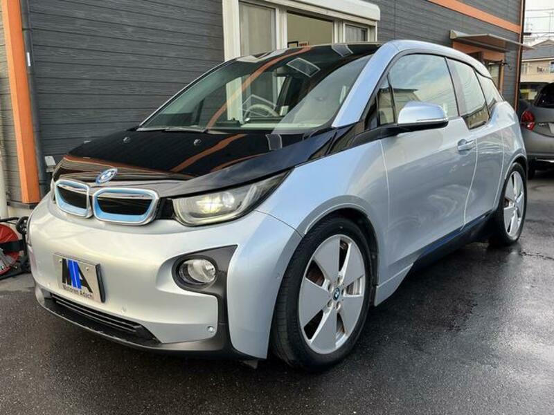 i3