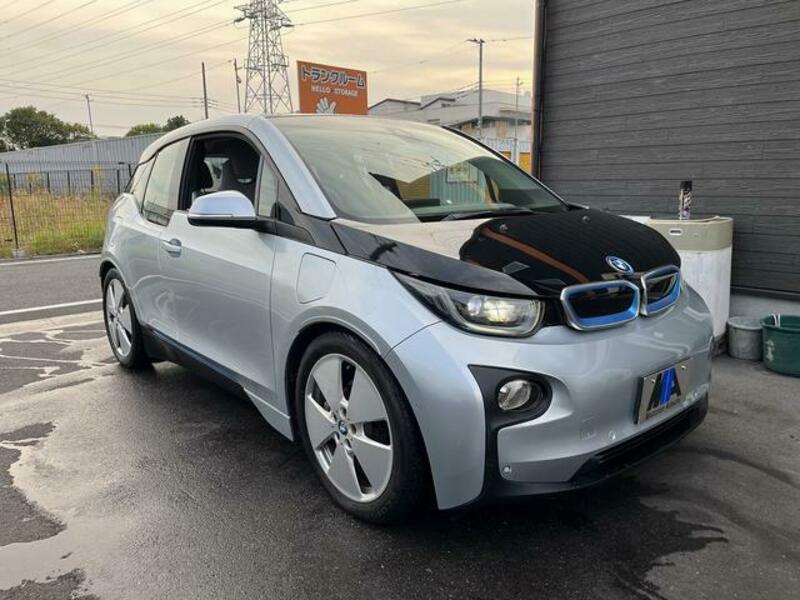 i3