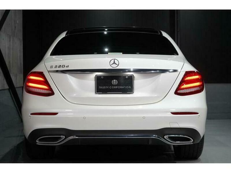 E-CLASS
