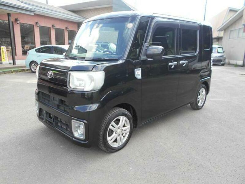 TOYOTA PIXIS MEGA