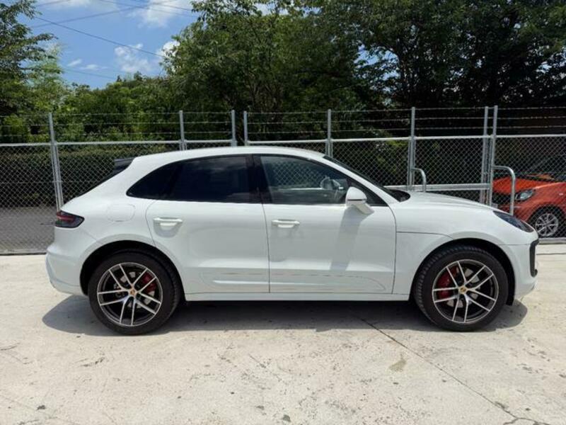 MACAN