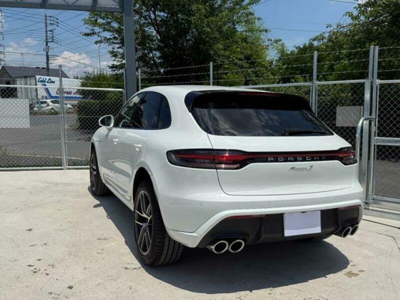 MACAN
