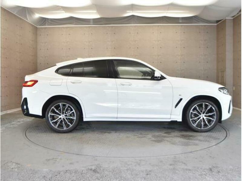 X4