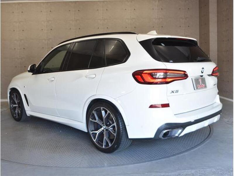 X5