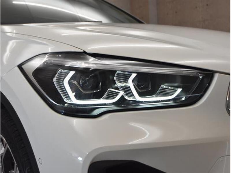 X1