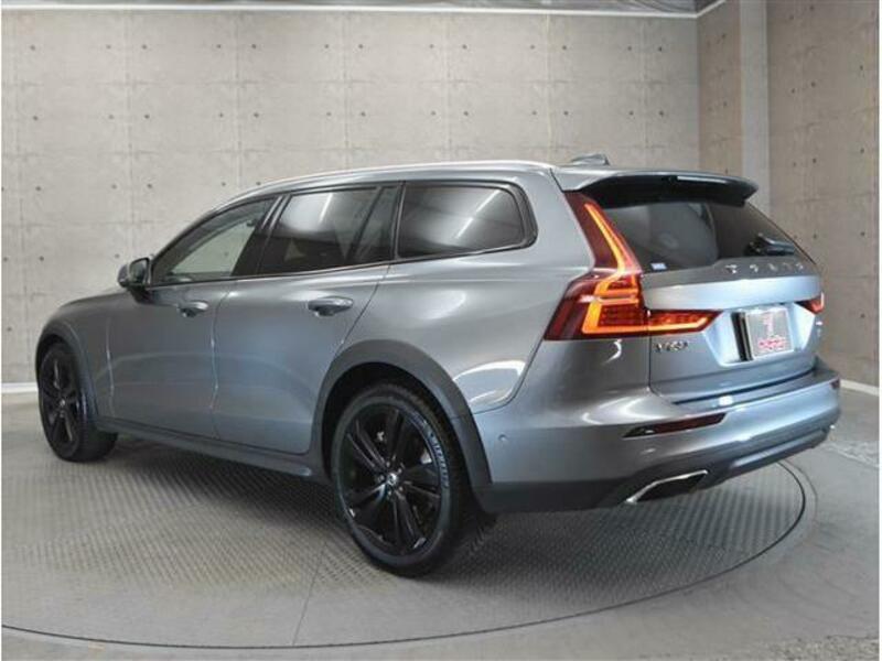 V60