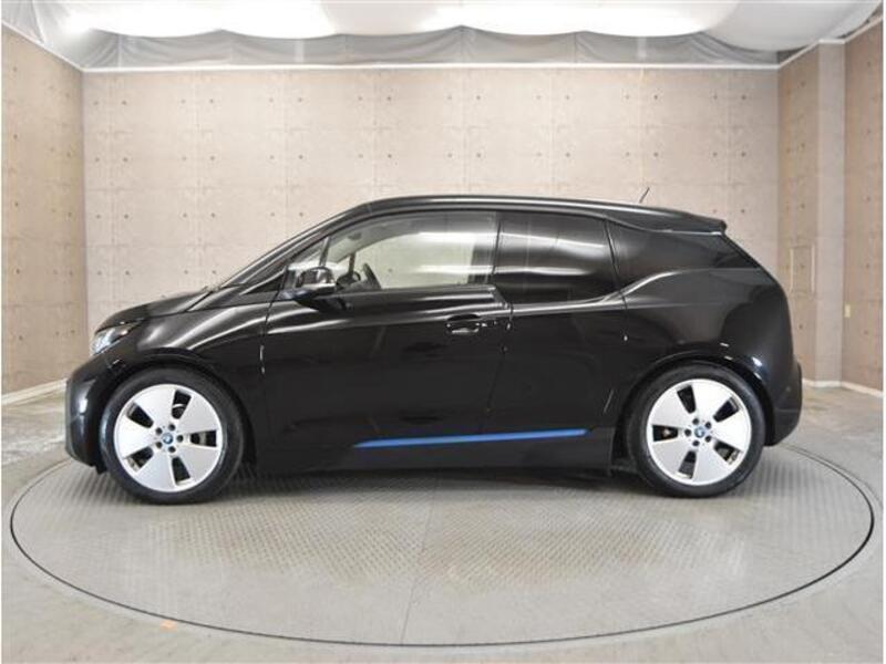 i3