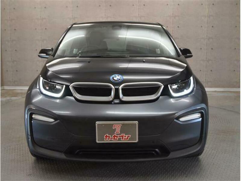 i3