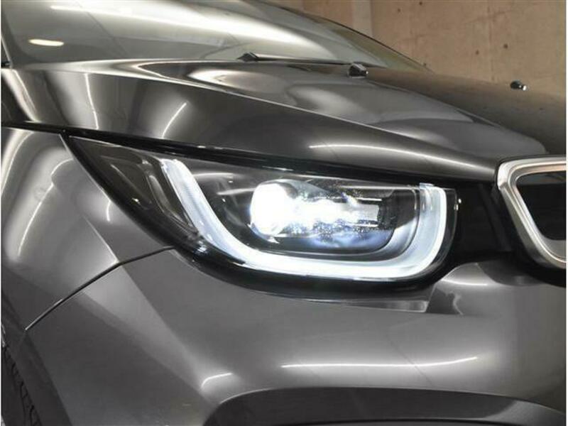 i3