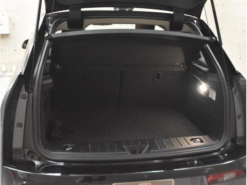 i3