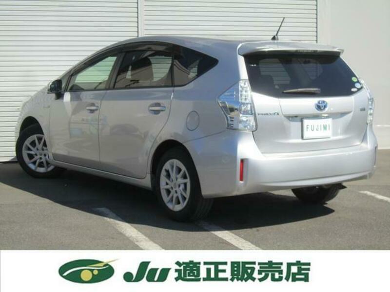 PRIUS ALPHA